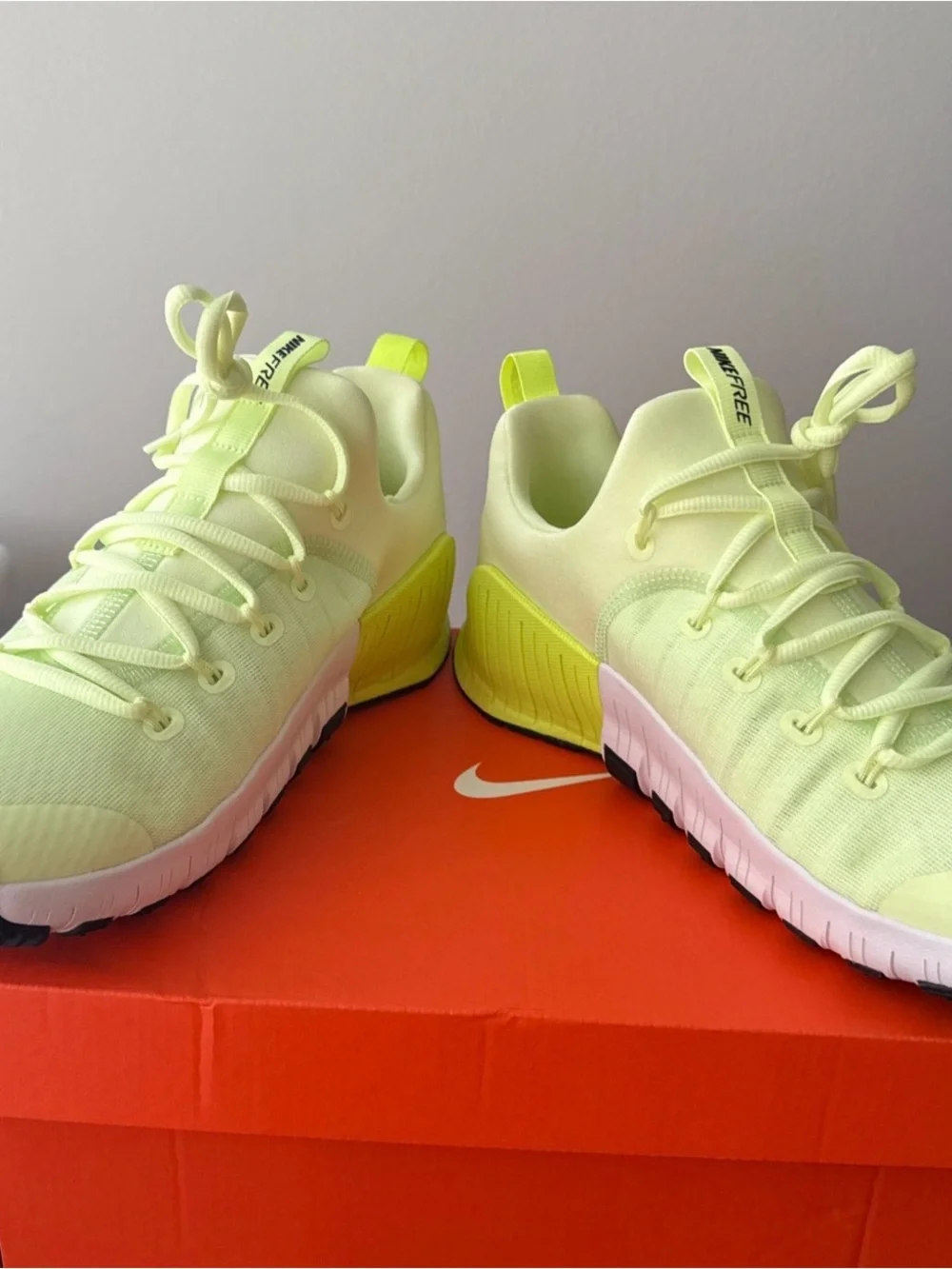 Nike Metcon 6 NIB W 10 / M 8.5 - RARE
